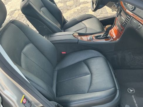 Used 2003 Mercedes-Benz E 500 Sedan image 35