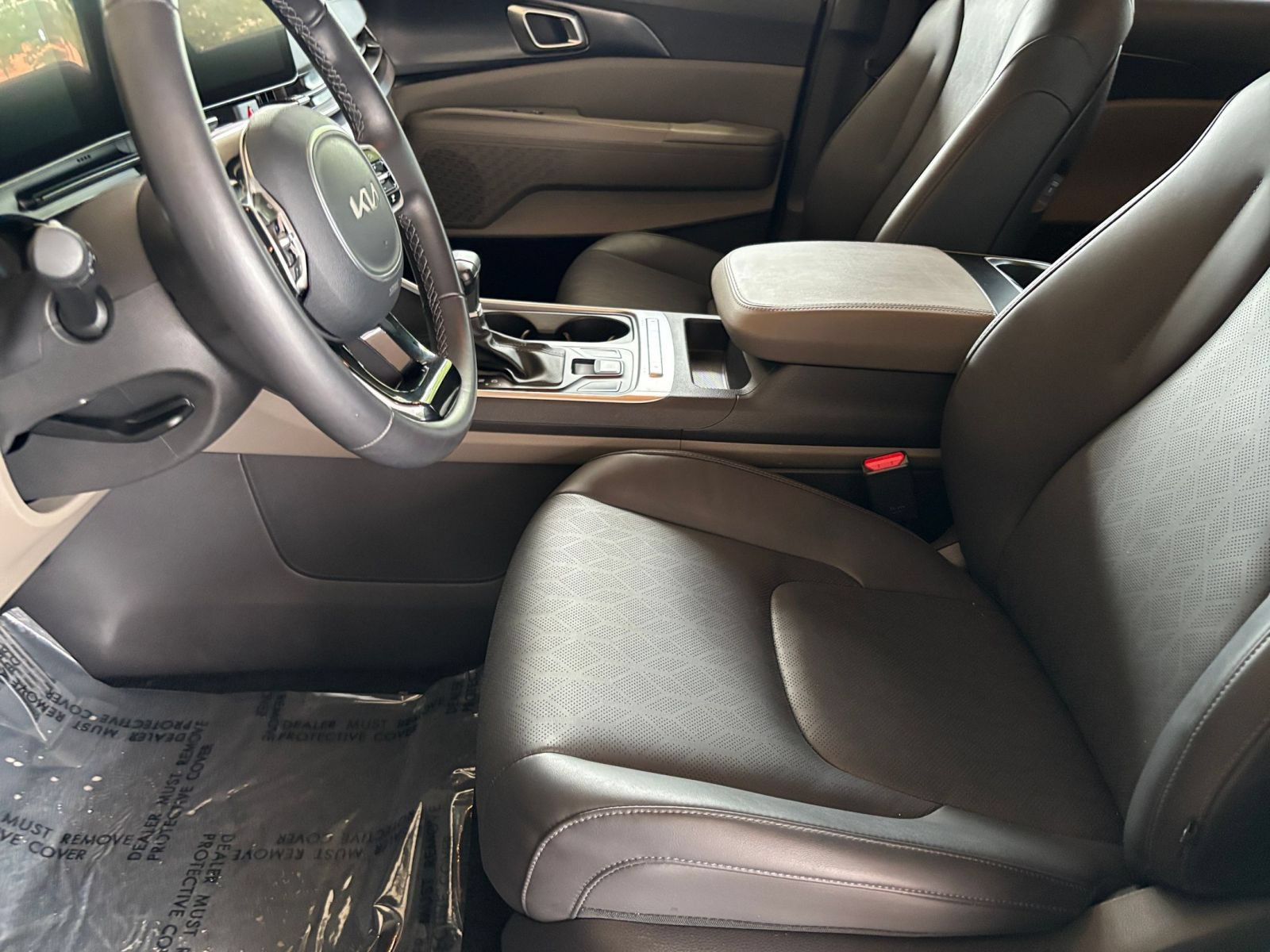 Used 2026 Kia Carnival FWD image 27