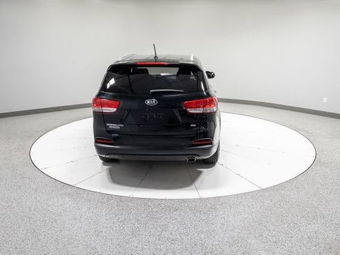 Used 2016 Kia Sorento AWD image 28