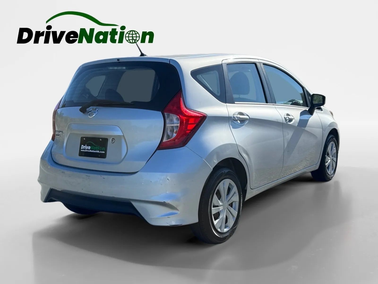 Used 2018 Nissan Versa Note S FWD image 5