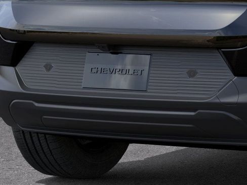New 2026 Chevrolet Equinox EV LT image 38
