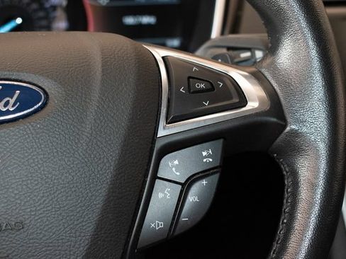 Used 2018 Ford Fusion SE w/ Fusion SE Technology Package FWD image 23