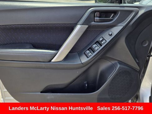 Used 2017 Subaru Forester 2.5i Premium w/ All-Weather Package AWD/4WD image 22
