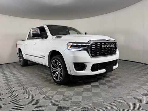 Certified 2025 RAM 1500 Tungsten w/ Towing Technology Group AWD/4WD image 3
