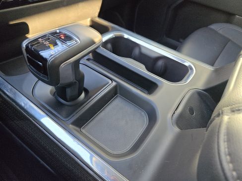 Used 2023 Chevrolet Silverado 1500 RST image 23