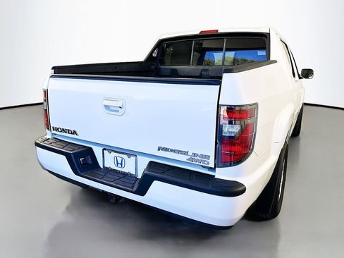 Used 2013 Honda Ridgeline RTS image 3