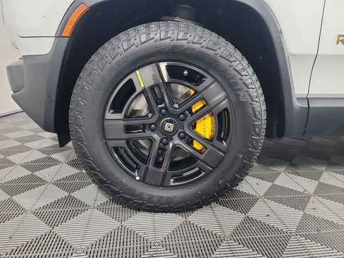 Used 2023 Rivian R1T Adventure Quad AWD/4WD image 9
