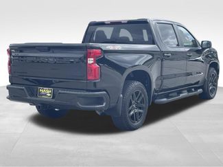 Used 2023 Chevrolet Silverado 1500 Custom w/ 2.7L Blackout Package AWD/4WD video 3