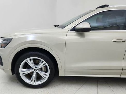 Used 2023 Audi Q8 Premium Plus w/ Premium Plus Package image 9