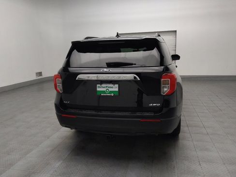 Used 2023 Ford Explorer XLT image 7