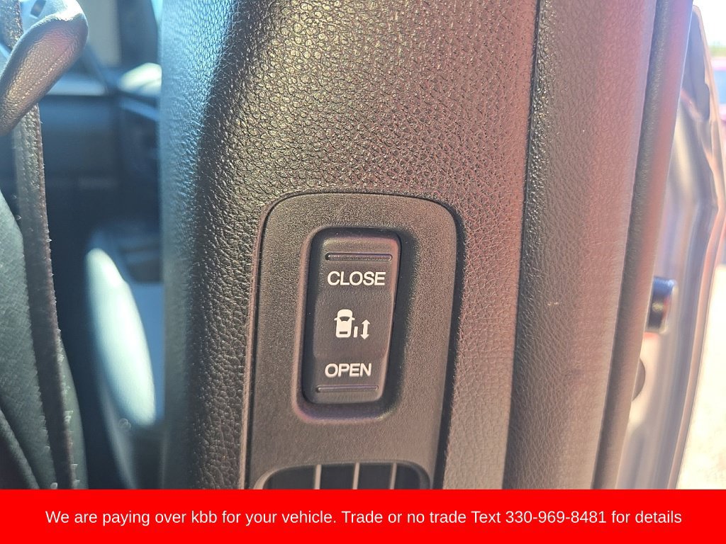Used 2025 Honda Odyssey EX-L image 32