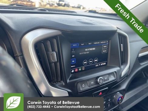 Used 2020 GMC Terrain SLE w/ Driver Convenience Package image 13