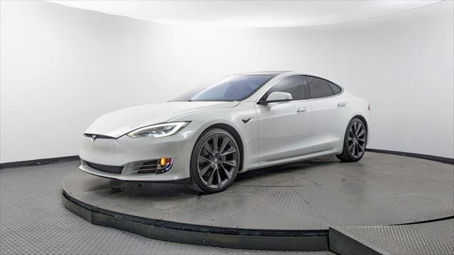 Used 2021 Tesla Model S Long Range Plus AWD/4WD image 2
