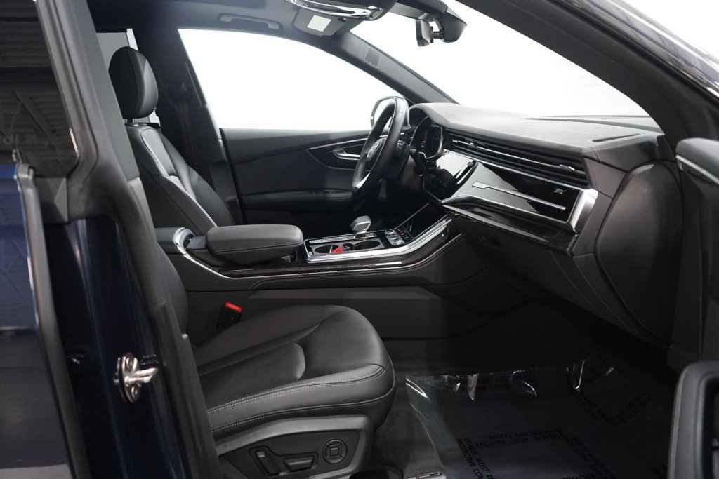 Used 2025 Audi Q8 Premium Plus AWD/4WD image 14