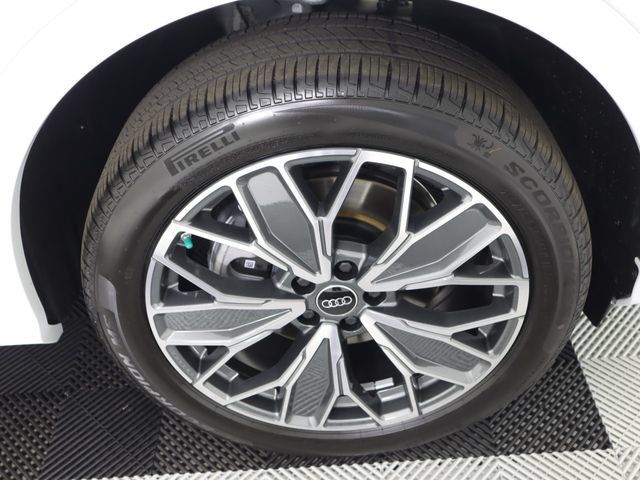 New 2026 Audi Q5 Premium Plus AWD/4WD image 9