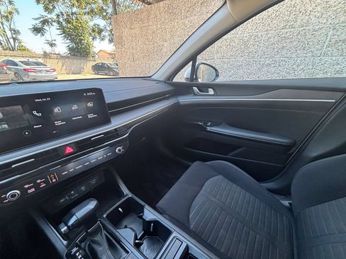Used 2025 Kia K5 LXS FWD image 35