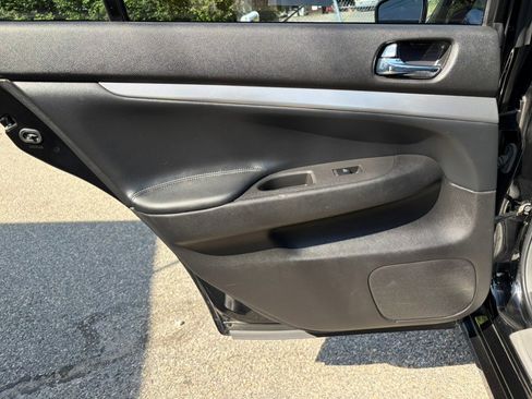 Used 2012 INFINITI G37 x Sedan w/ Premium Pkg AWD/4WD image 18