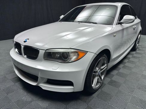 Used 2012 BMW 135i w/ M Sport Package w/ Premium Pkg image 2