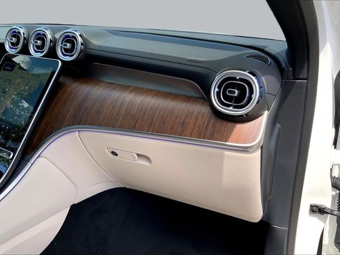 New 2027 Mercedes-Benz GLC 300 4MATIC image 10