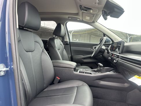 Used 2025 Kia Sorento EX w/ Panoramic Sunroof Package AWD/4WD image 23