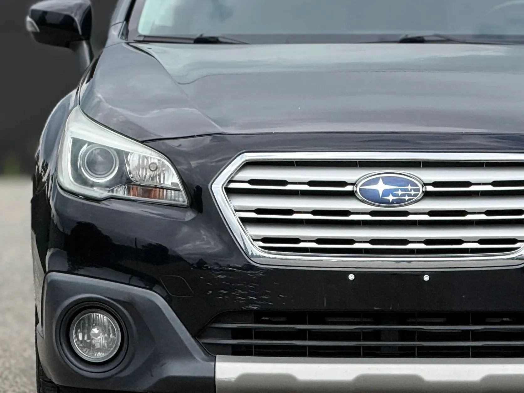 Used 2016 Subaru Outback 2.5i Limited AWD/4WD image 11