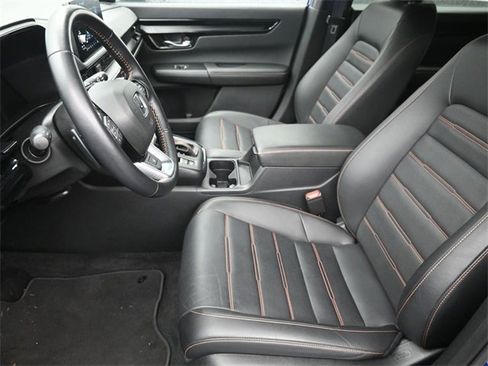 Used 2025 Honda CR-V Sport Touring image 17