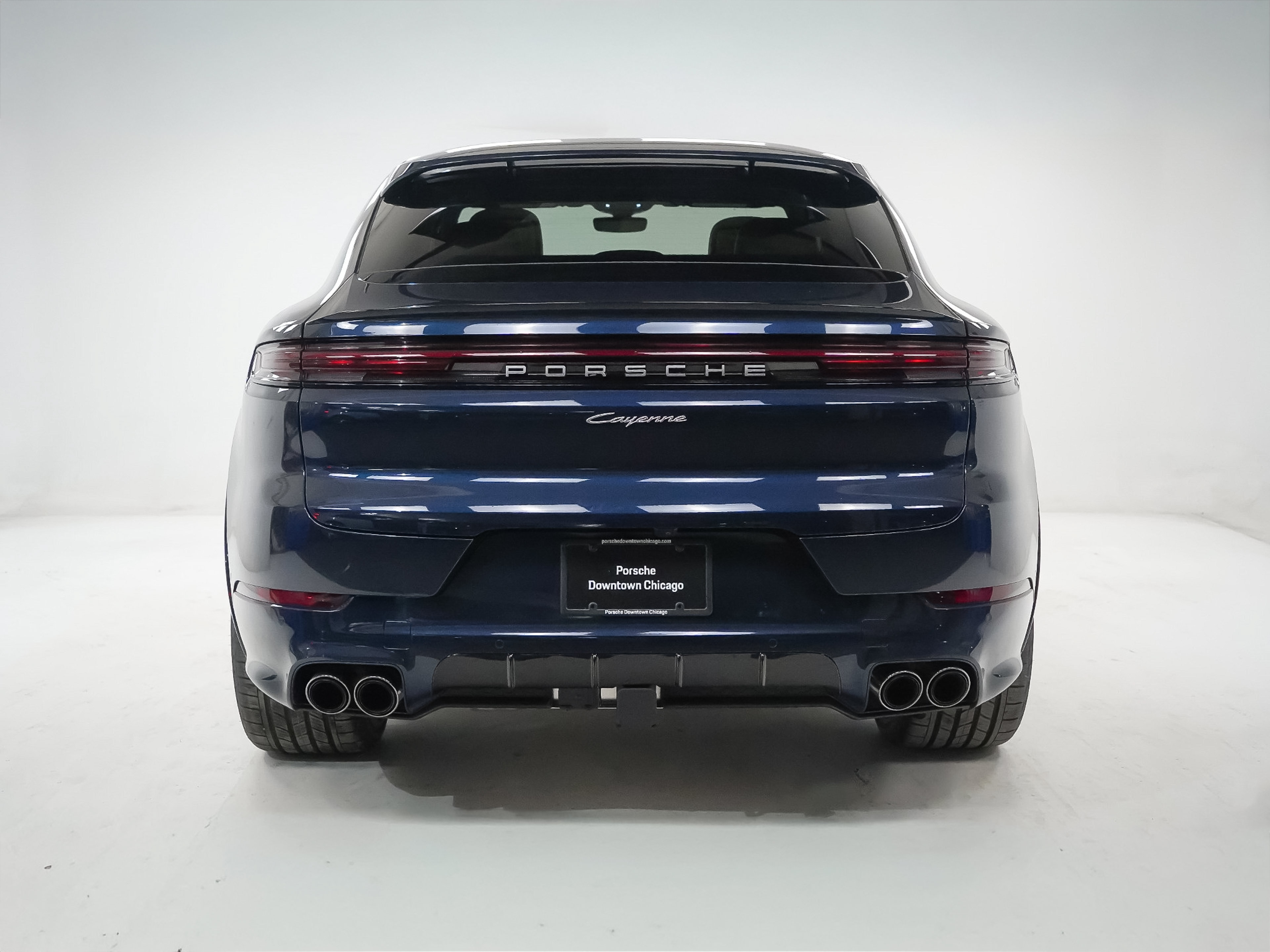 Certified 2026 Porsche Cayenne E-Hybrid Coupe AWD/4WD image 8