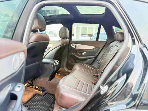 Used 2017 Mercedes-Benz GLC 43 AMG 4MATIC image 19