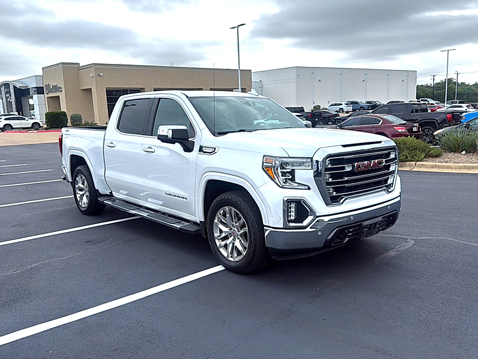 Used 2019 GMC Sierra 1500 SLT AWD/4WD image 4