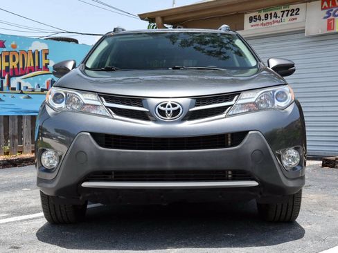 Used 2014 Toyota RAV4 Limited FWD image 2