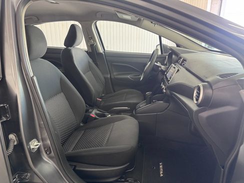 Used 2021 Nissan Versa S FWD image 10