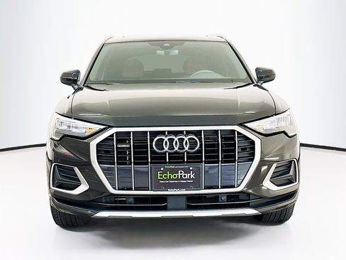 Used 2021 Audi Q3 2.0T Premium w/ Convenience Package image 2