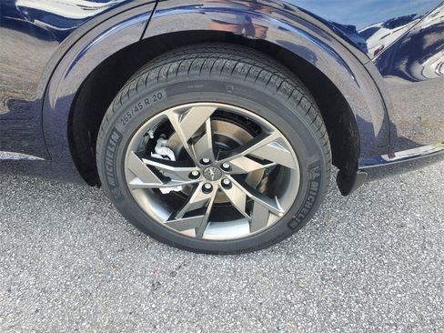 Used 2024 Genesis GV70 3.5T Sport image 4