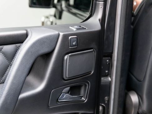 Used 2014 Mercedes-Benz G 63 AMG G 63 AMG image 42