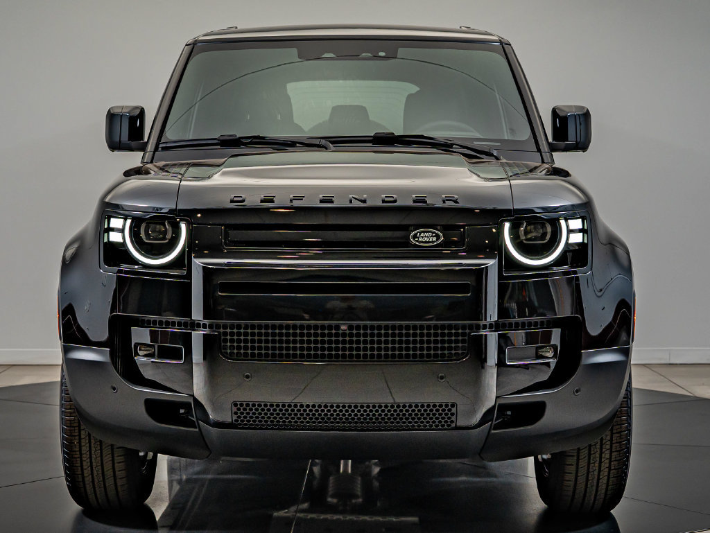 New 2026 Land Rover Defender 110 S AWD/4WD image 2