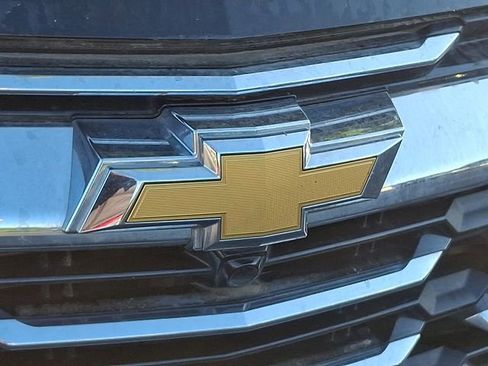Used 2025 Chevrolet Equinox LT AWD/4WD image 5