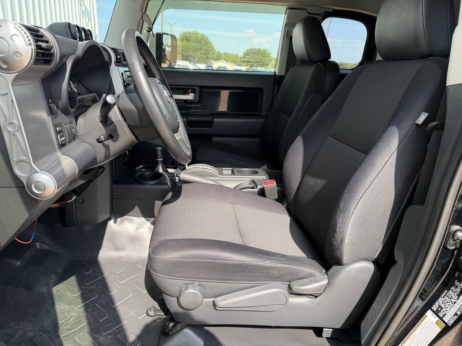 Used 2012 Toyota FJ Cruiser 4WD w/ Upgrade Pkg image 20