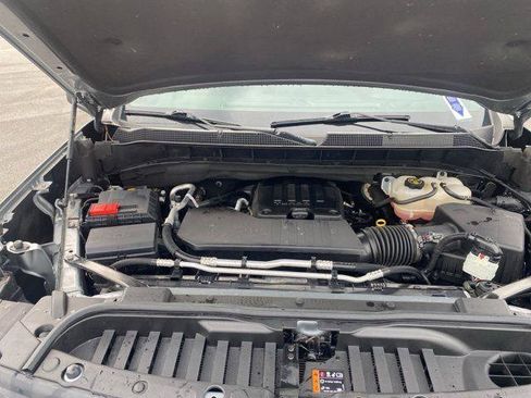 Used 2024 Chevrolet Silverado 1500 Custom AWD/4WD image 23