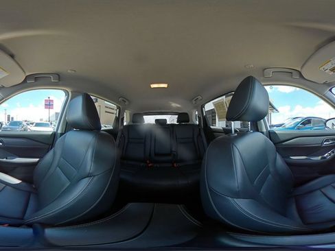 Used 2026 Nissan Rogue SL FWD image 44