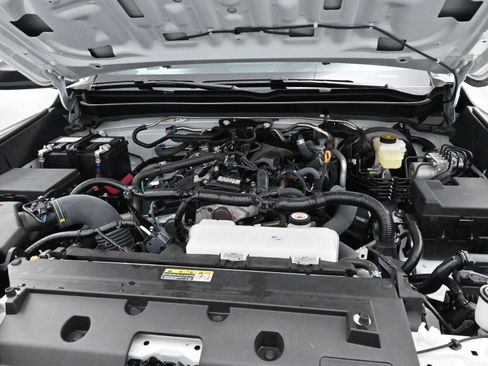 Used 2025 Toyota Tacoma SR w/ Towing Package image 30