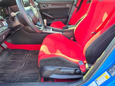 Used 2025 Honda Civic Type R image 10
