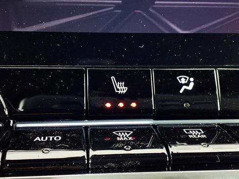 New 2026 GMC Canyon Elevation w/ Convenience Package image 6