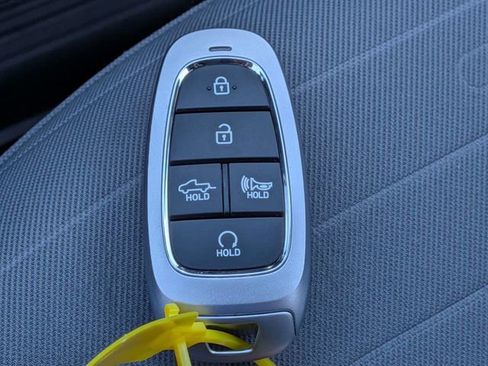 Used 2022 Hyundai Santa Cruz SEL FWD image 31
