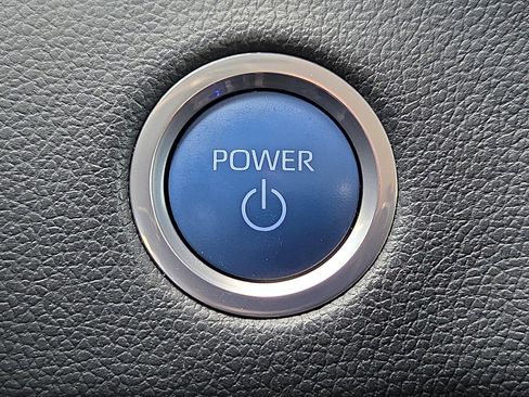 Used 2024 Toyota Tundra Limited AWD/4WD image 20
