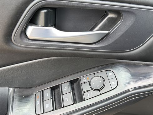 Certified 2024 Nissan Rogue SV AWD/4WD image 20