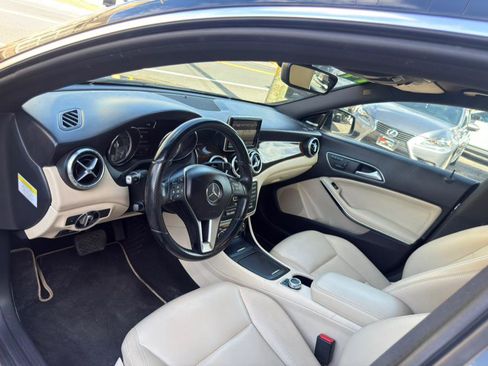 Used 2014 Mercedes-Benz CLA 250 image 6