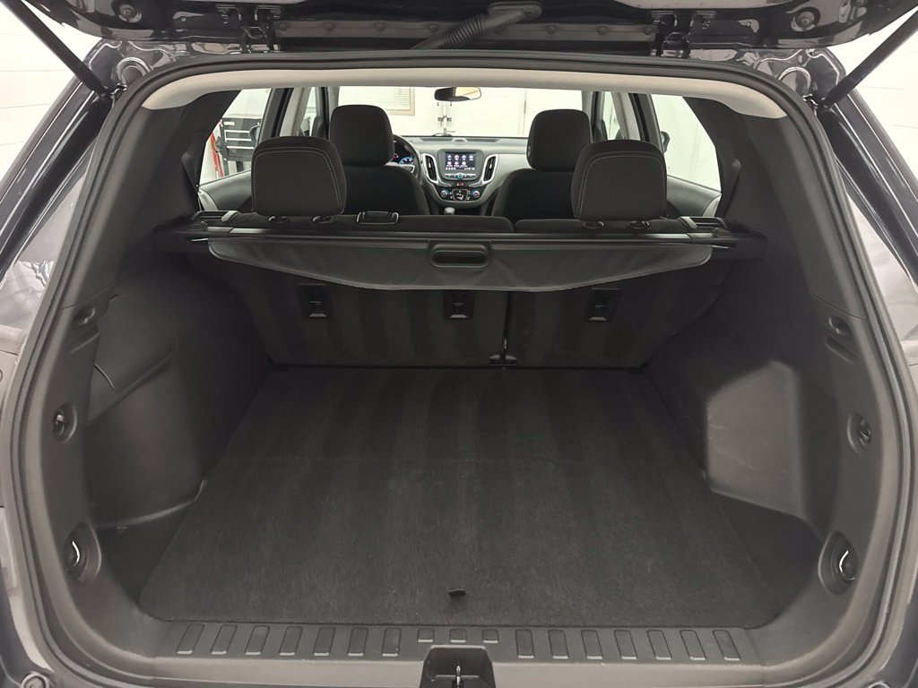Used 2022 Chevrolet Equinox LS AWD/4WD image 6