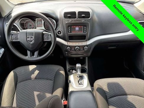 Used 2019 Dodge Journey SE FWD image 26