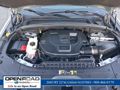 Used 2021 Jeep Grand Cherokee L Overland w/ Luxury Tech Group IV AWD/4WD image 31