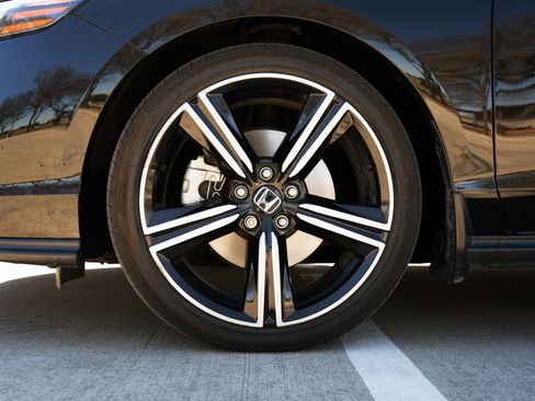 Used 2024 Honda Accord Sport image 14